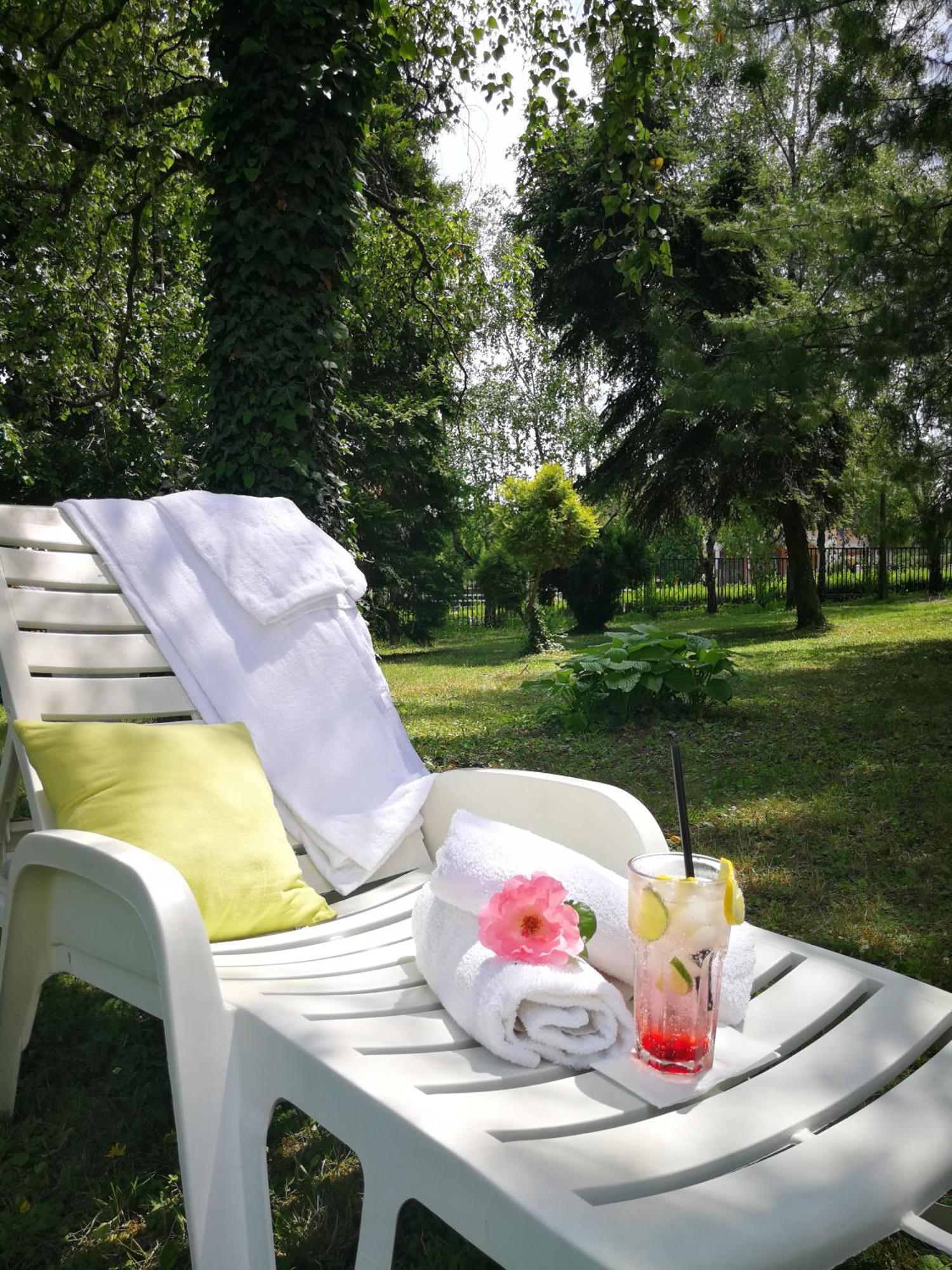 Hotel Fit เฮวิซ ภายนอก รูปภาพ